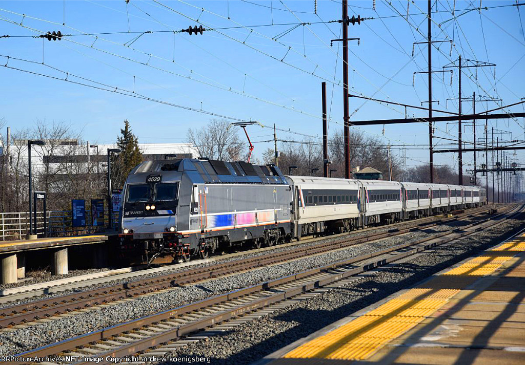 NJT 4529